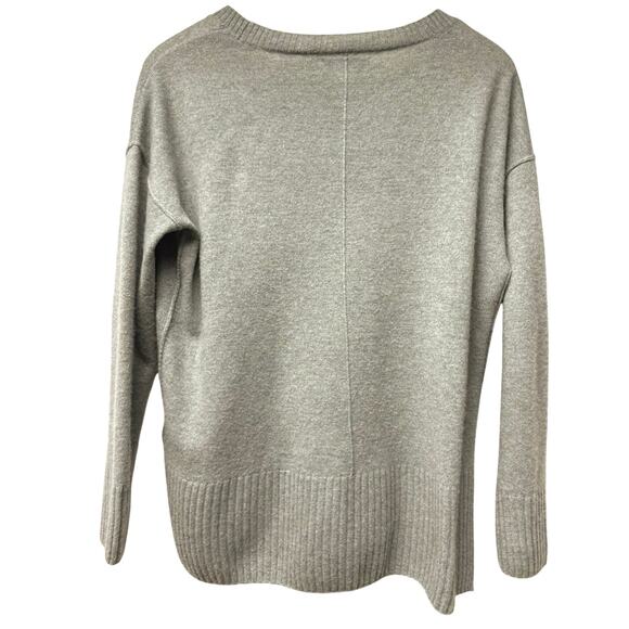 Rachel Zoe Sage Green 2 Ply Cashmere Sweater Size Medium Soft Luxury Split Hem - Picture 2 of 4